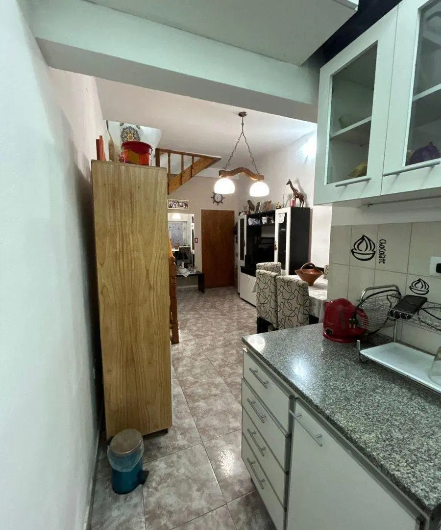VENTA PH 2 AMBIENTES MONTE CASTRO 2
