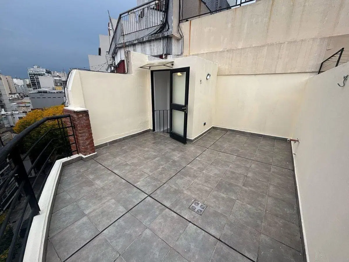 Monoambiente en Caballito con Terraza y Balcón 3