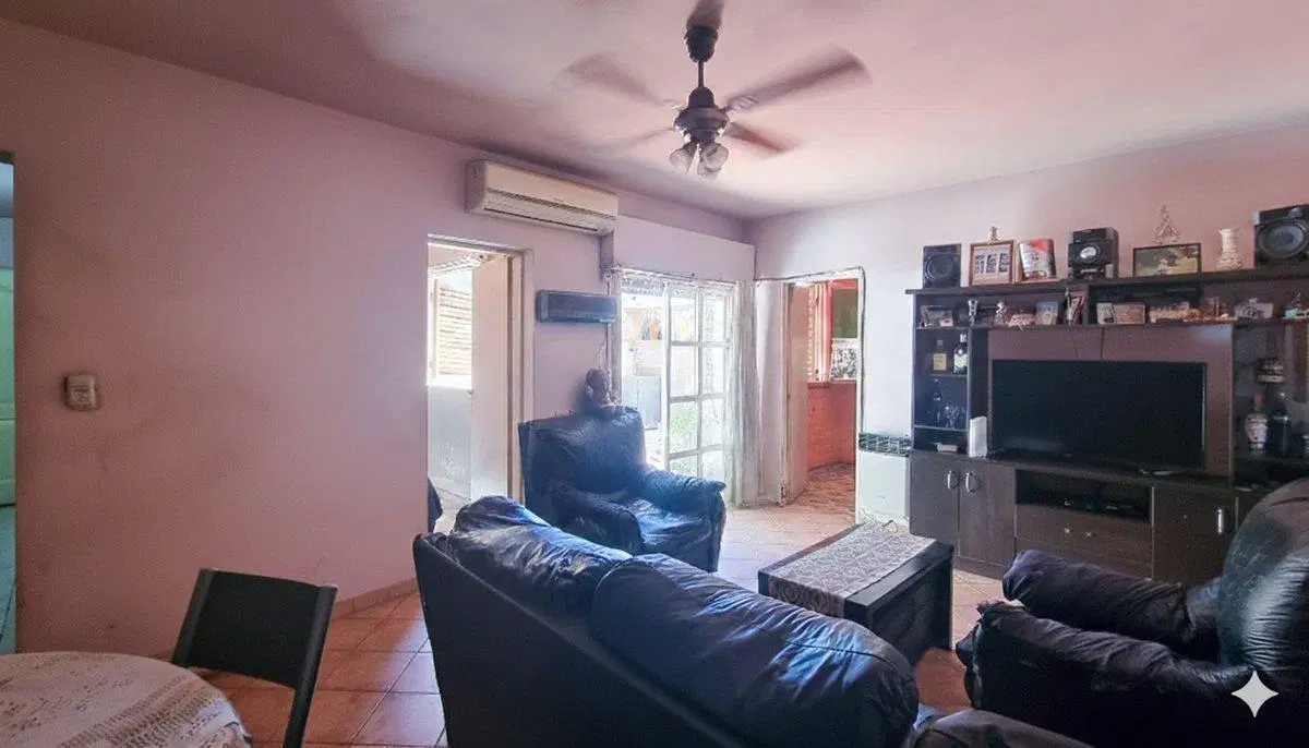 VENTA PH 4 AMBIENTES EN MONTE CASTRO CON PATIO 3