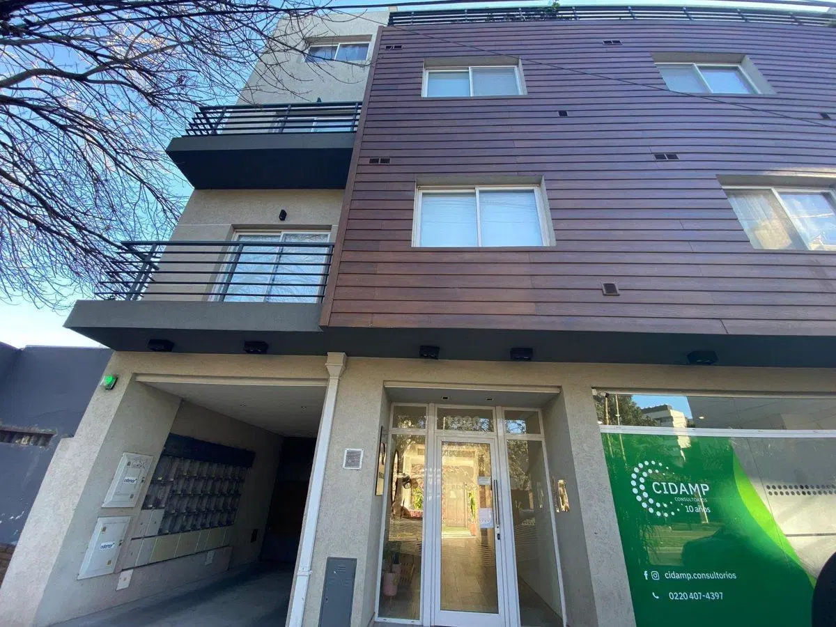 VENTA DEPARTAMENTO 2 AMBIENTES PB COCHERA PADUA 5