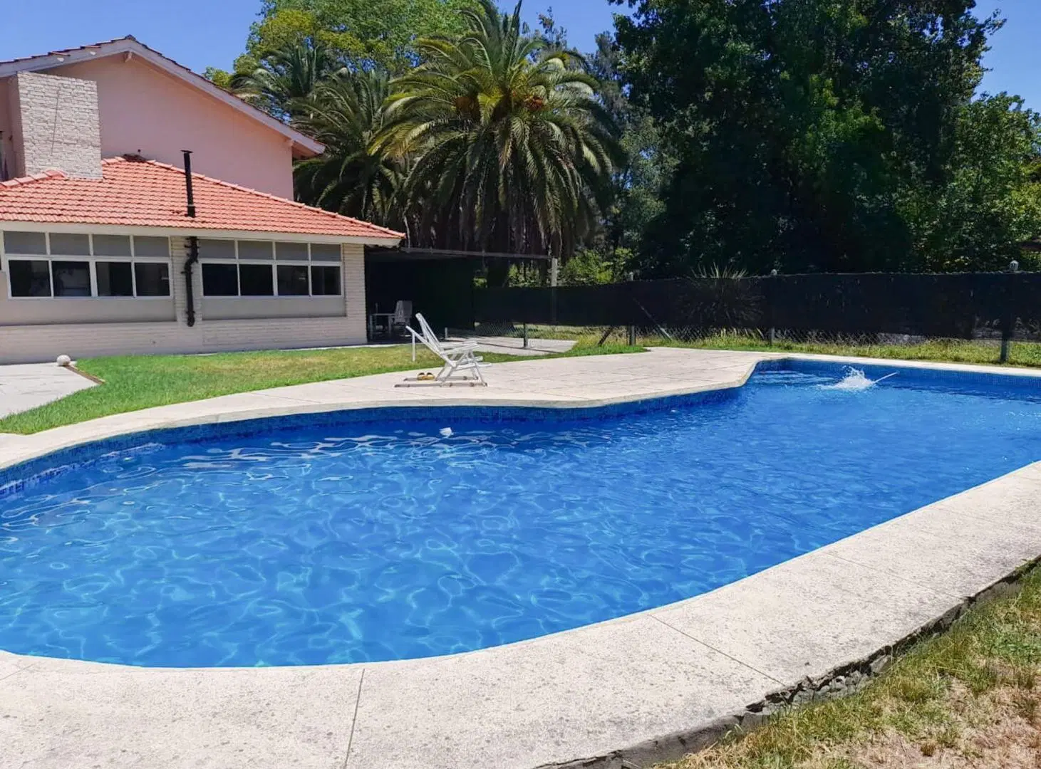 CASA CANNING VENTA 5 AMBIENTES LOS ROSALES PILETA 5