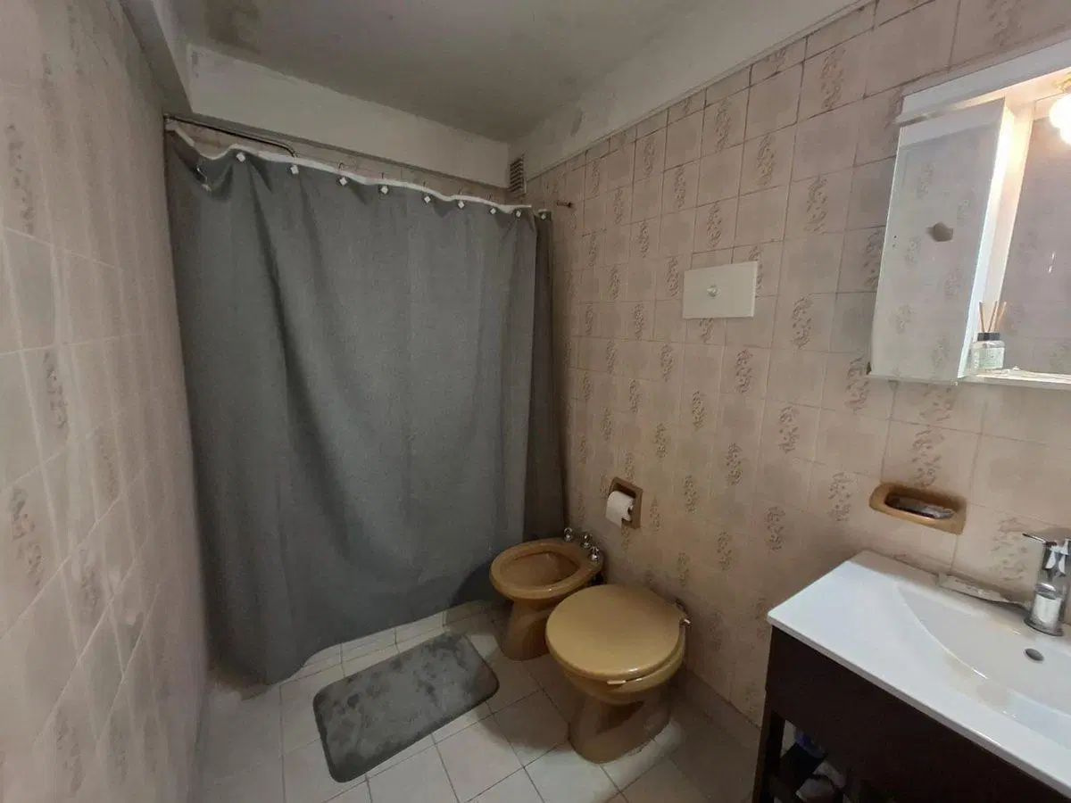 VENTA DEPARTAMENTO 3 AMBIENTES VERSALLES 4