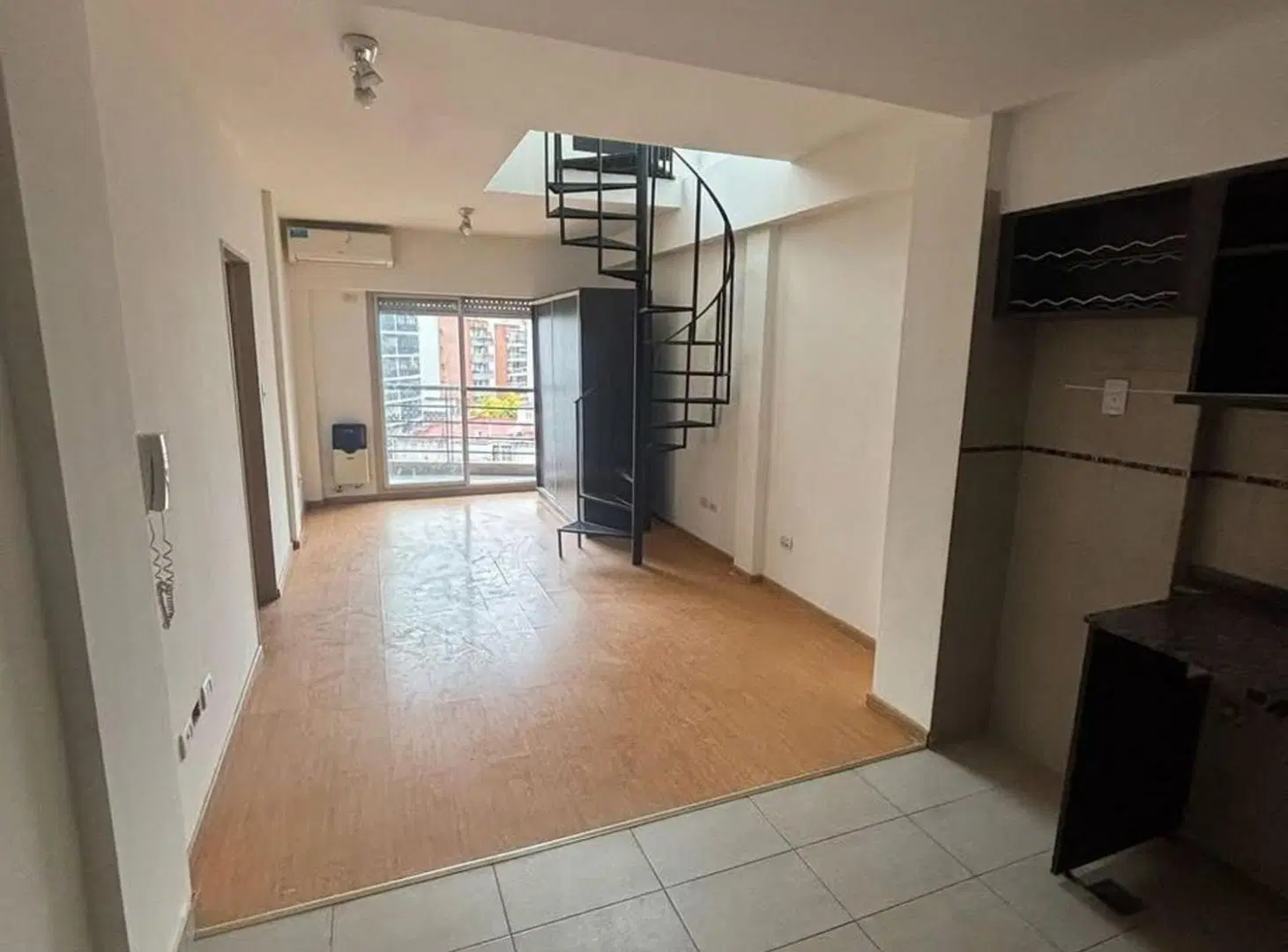Monoambiente en Caballito con Terraza y Balcón 3