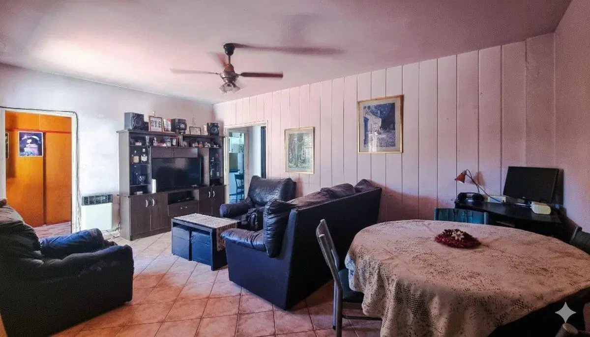 VENTA PH 4 AMBIENTES EN MONTE CASTRO CON PATIO 2