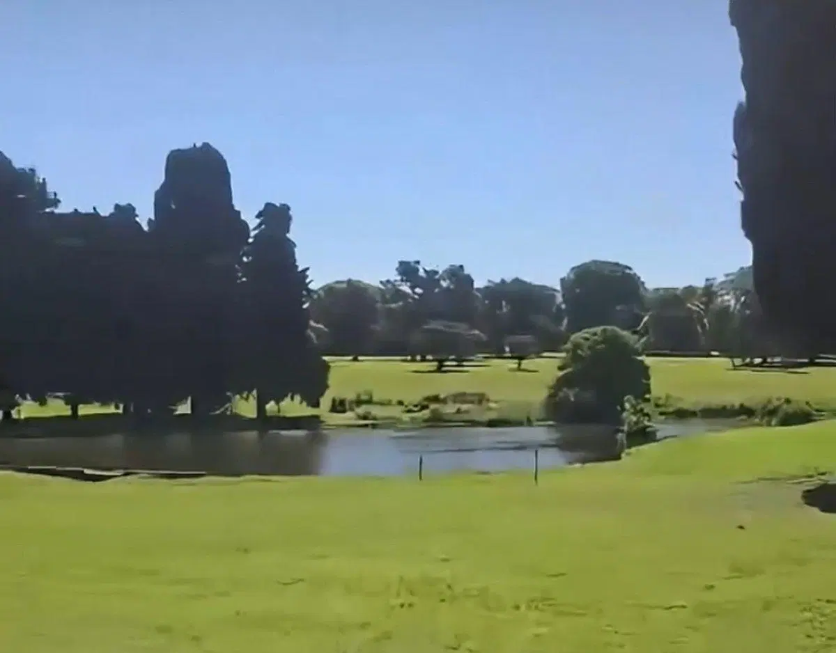 VENTA LOTE EN BARRIO PRIVADO-ZARATE GOLF PARK 4