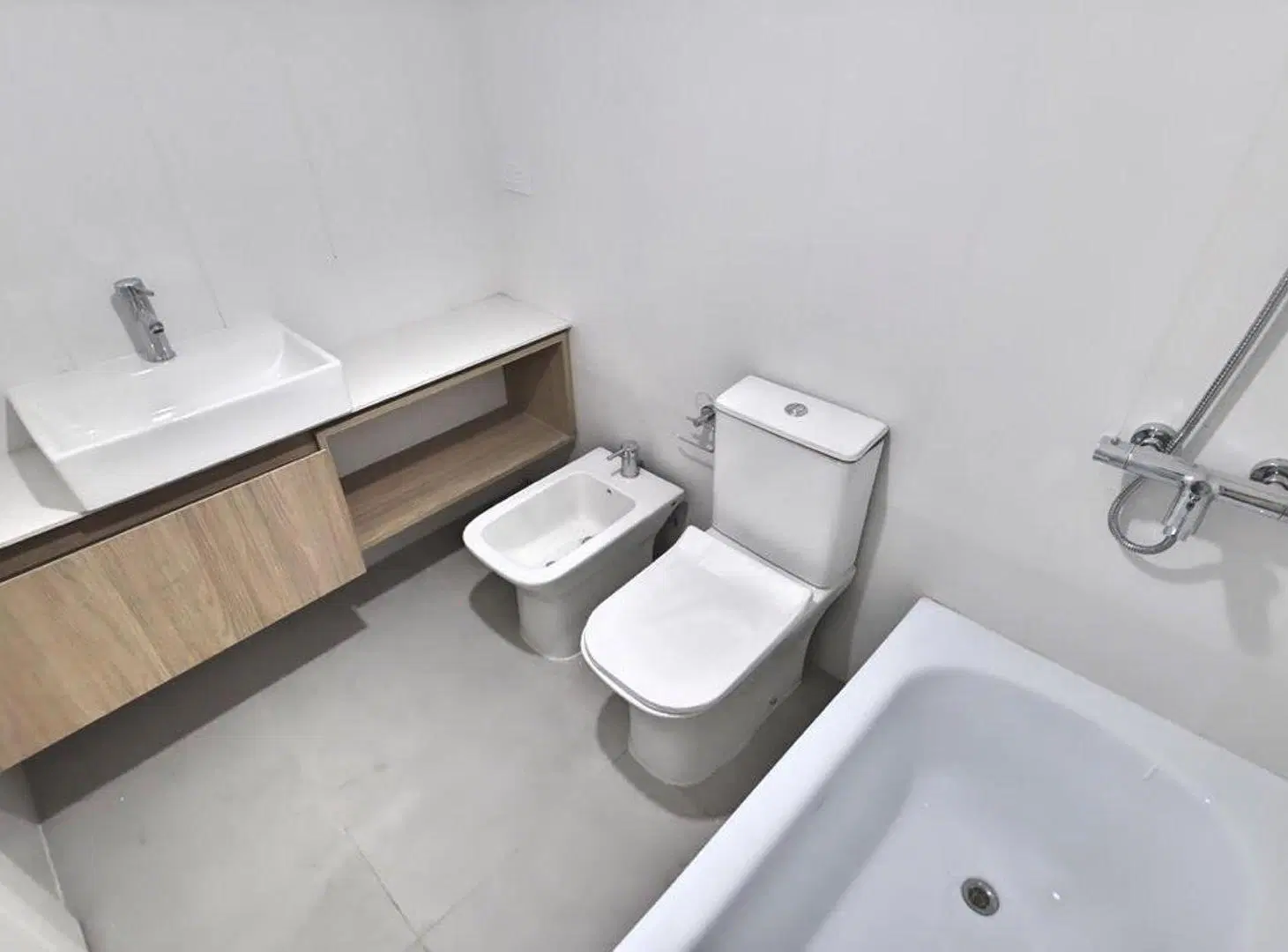 BELGRANO DEPARTAMENTO VENTA 3 AMBIENTES A ESTREN 5