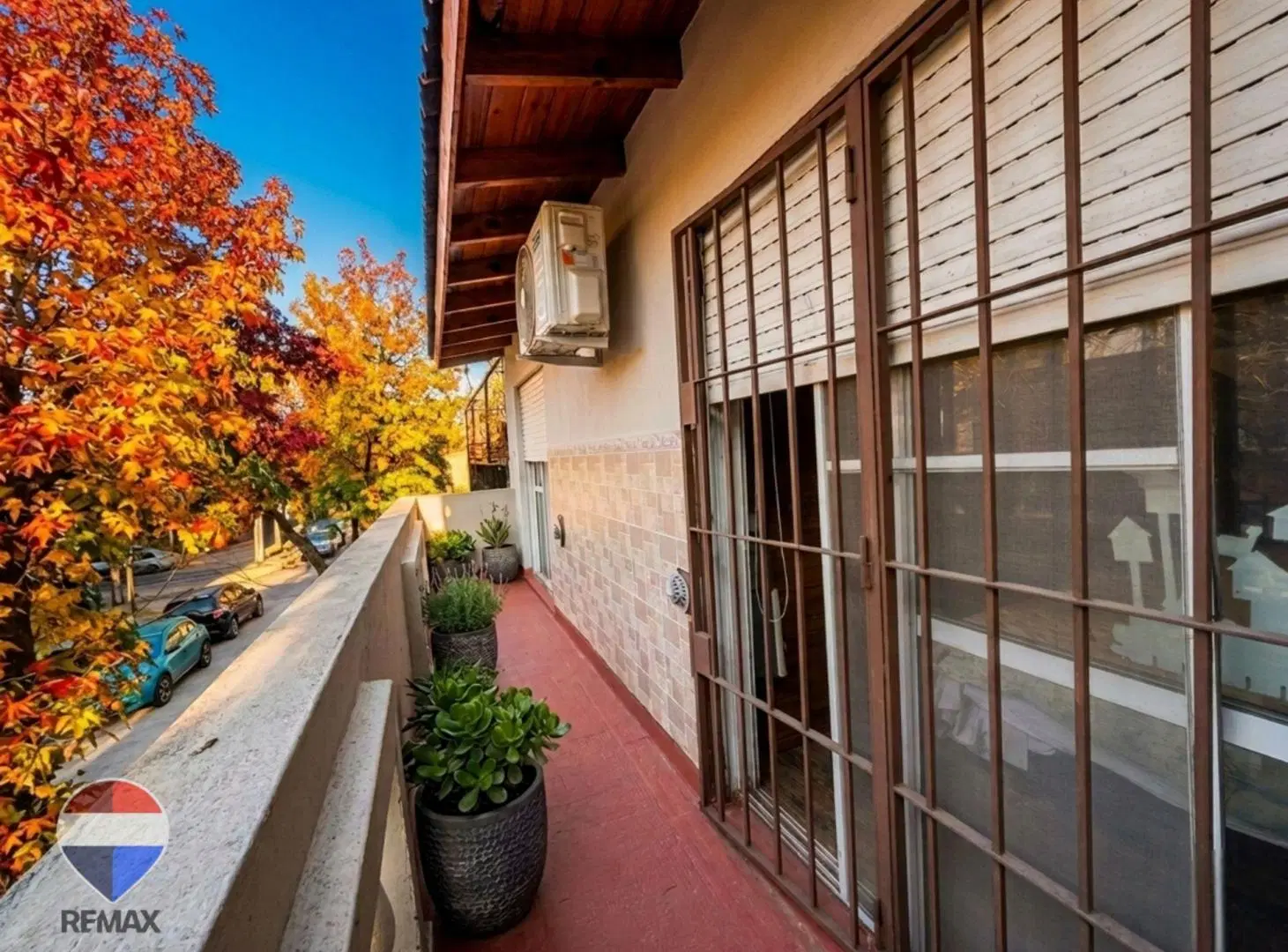 VENTA CASA 4 AMBIENTES COCHERA TERRAZA VELEZ SARFI 8