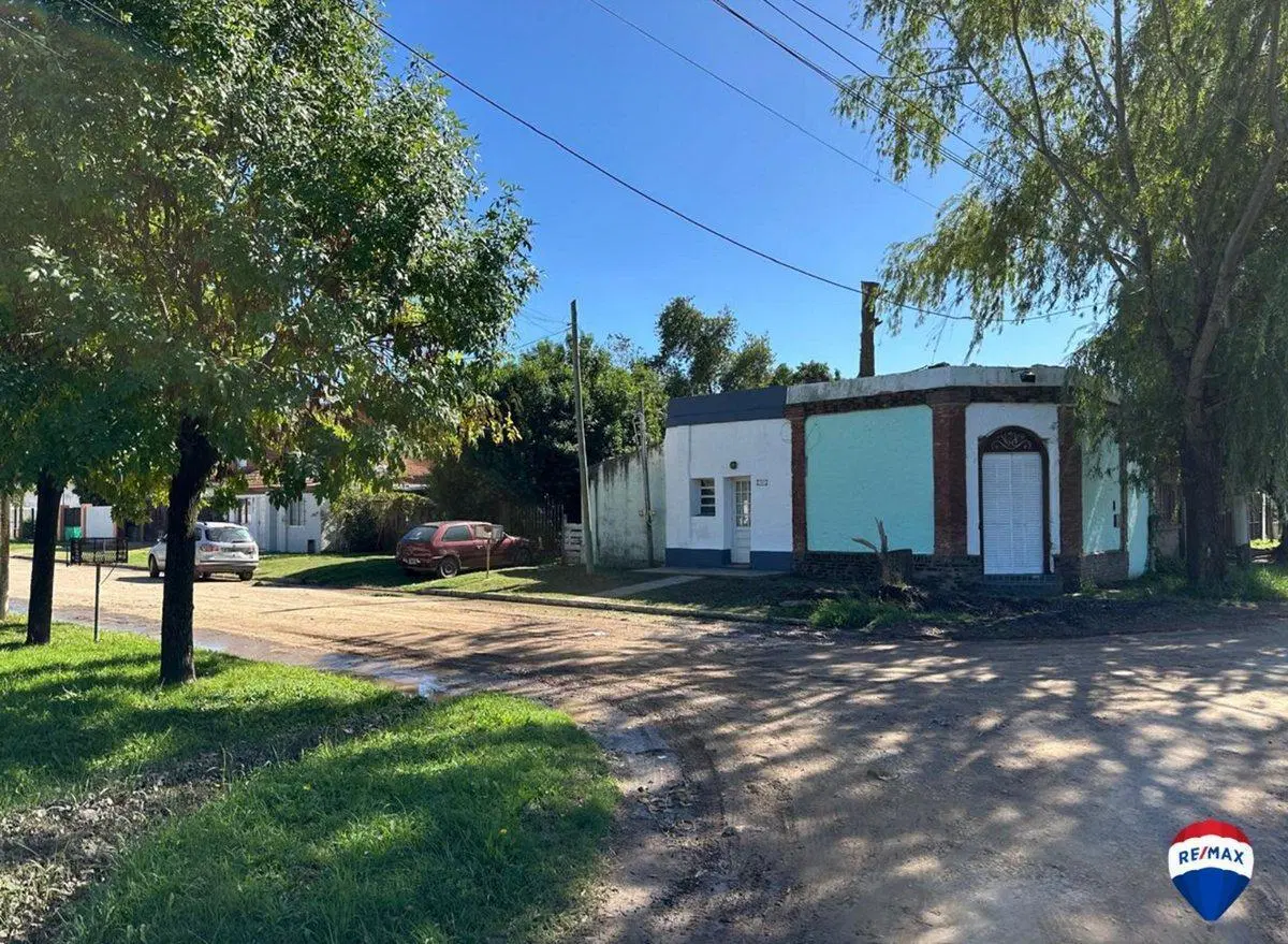 VENTA LOTE MARCOS PAZ A 5 CUADRAS DEL CENTRO 3