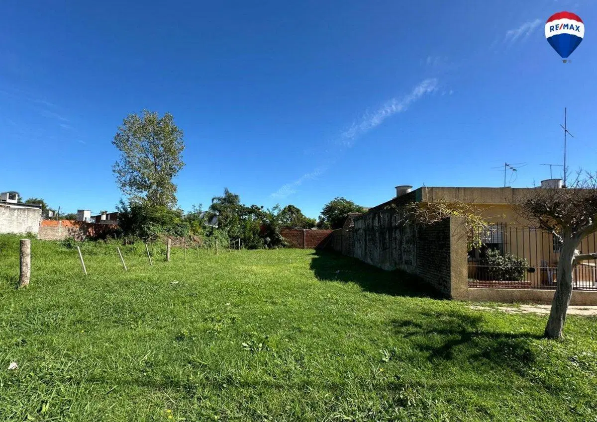 VENTA LOTE MARCOS PAZ A 5 CUADRAS DEL CENTRO 2