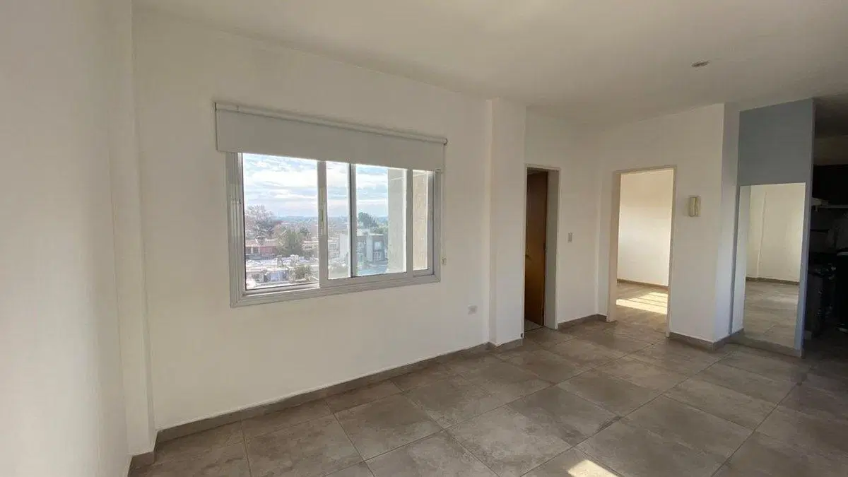 VENTA DEPARTAMENTO 2 AMBIENTES 4 PISO MERLO 2