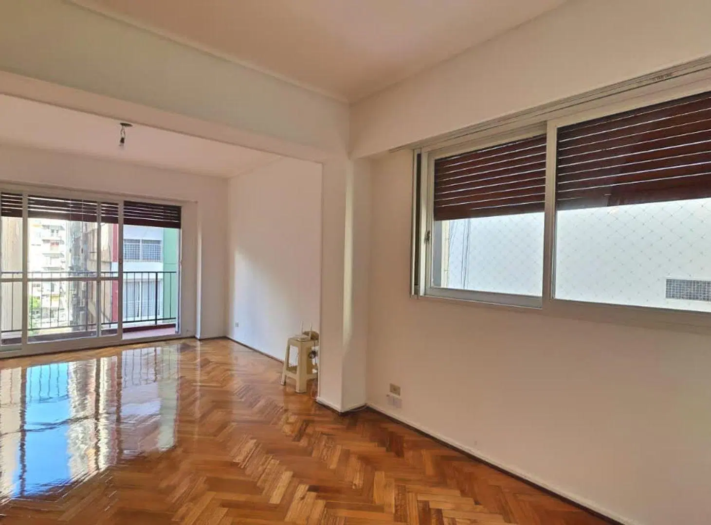 RETIRO ALQUILER DEPARTAMENTO 5 AMBIENTES LUMINOSO 5