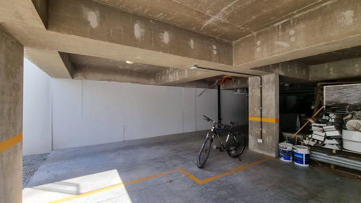 VENTA COCHERA SEMICUBIERTA VILLA PUEYRREDON PB 3