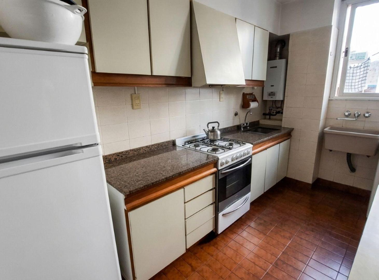 Foto de VENTA DEPARTAMENTO 3 AMB CABALLITO SUBTE ACOYTE, imagen 3