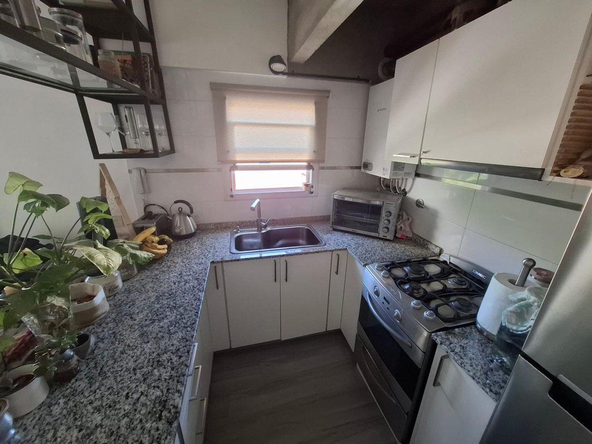 Foto de VENTA DEPARTAMENTO 2 AMBIENTES VALENTIN ALSINA, imagen 2