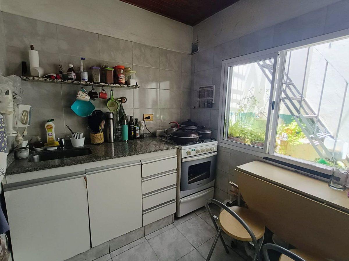 Foto de VENTA PH 3 AMB VELEZ SARSFIELD CON TERRAZA Y PATIO, imagen 2
