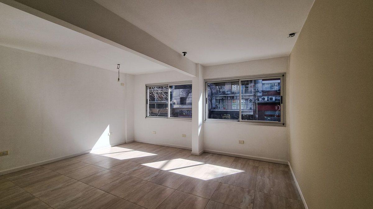 Foto de VENTA DEPARTAMENTO DE 2 AMBIENTES EN SAN CRISTOBAL, imagen 3
