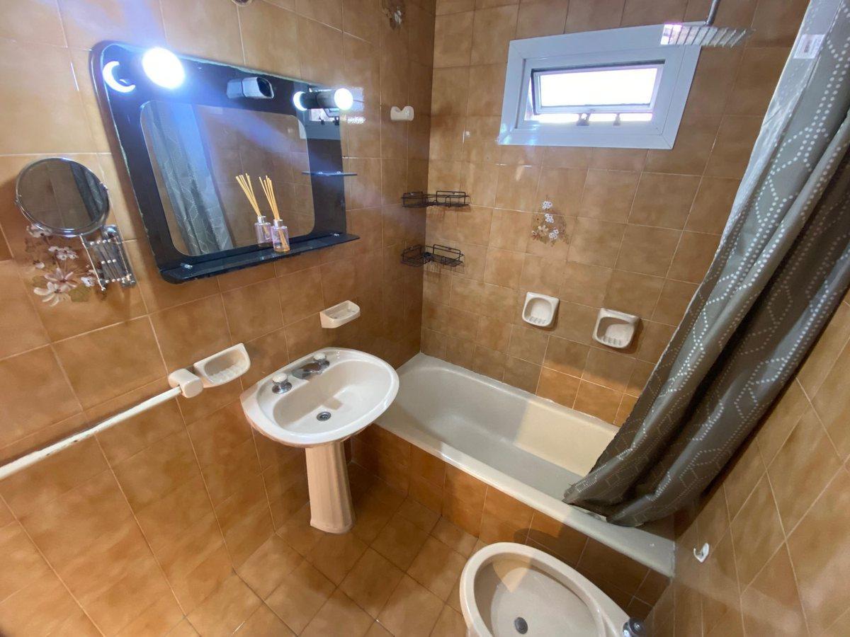 Foto de VENTA PH 3 AMB CON COCHERA Y PATIO VILLA LURO, imagen 3