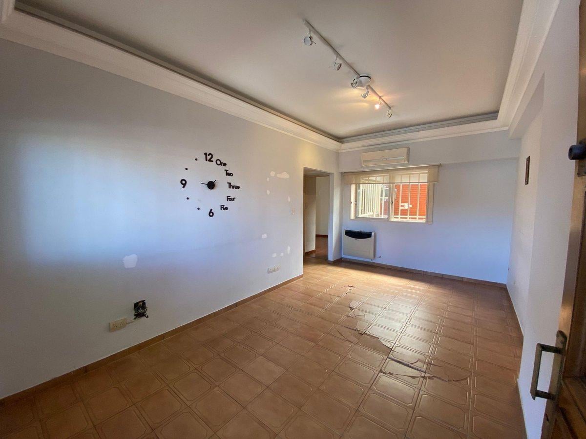 Foto de VENTA PH 3 AMB CON COCHERA Y PATIO VILLA LURO, imagen 1