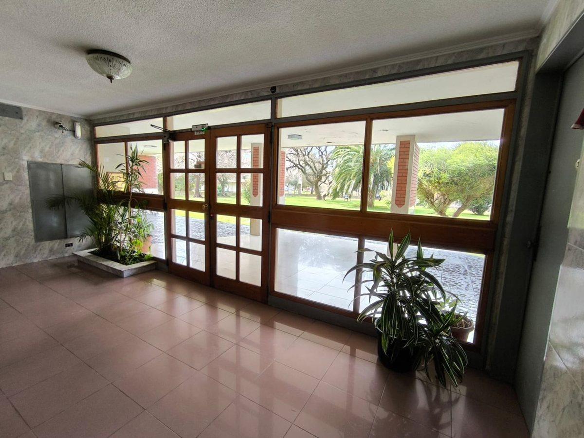 Foto de VENTA DTO 3 AMB C/BALCON VILLA CELINA A REFACC, imagen 4