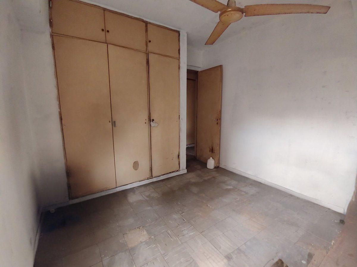 Foto de VENTA DTO 3 AMB C/BALCON VILLA CELINA A REFACC, imagen 1