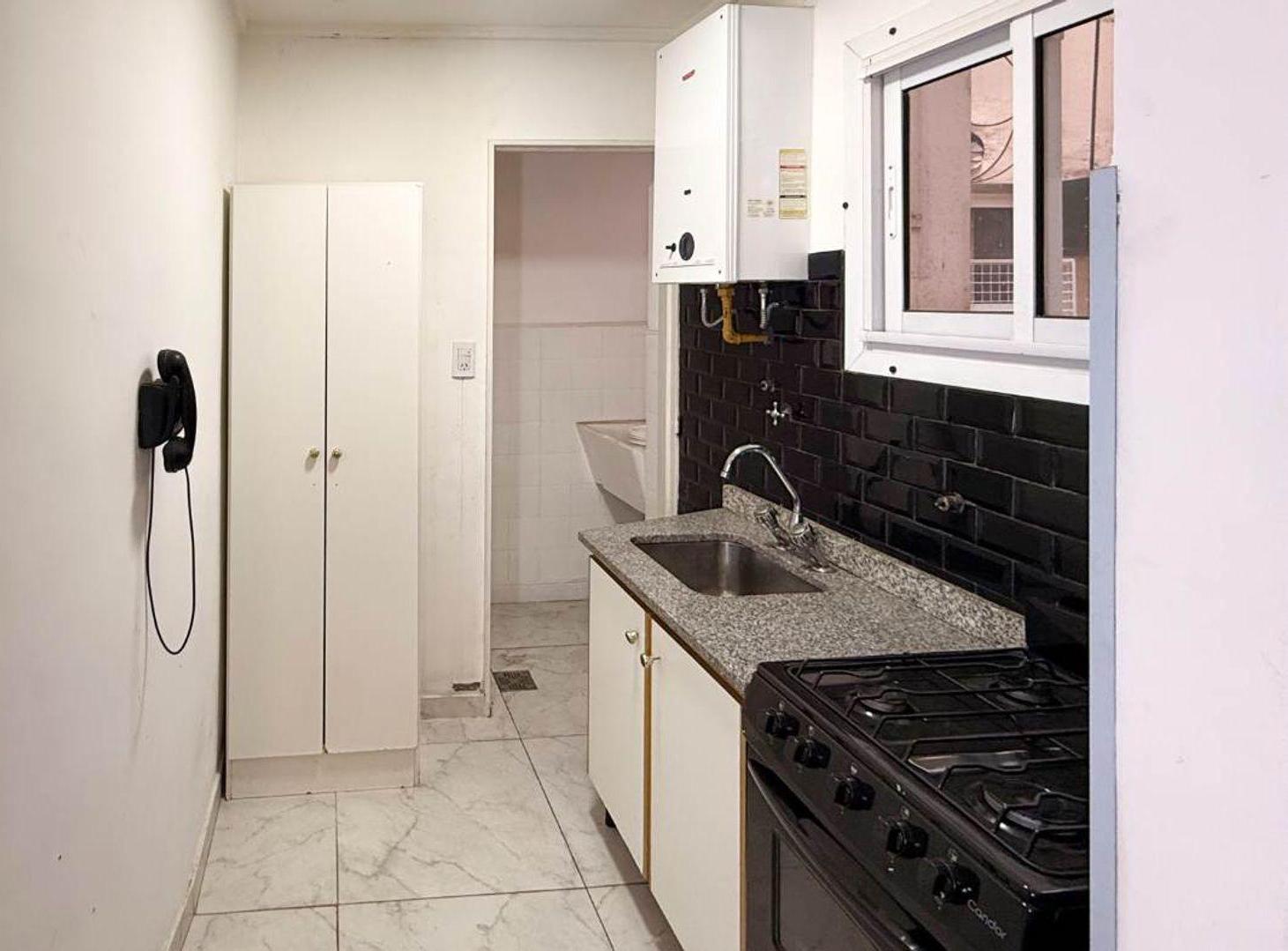 Foto de VENTA DEPARTAMENTO DE 2 AMBIENTES - CABALLITO 30M, imagen 4