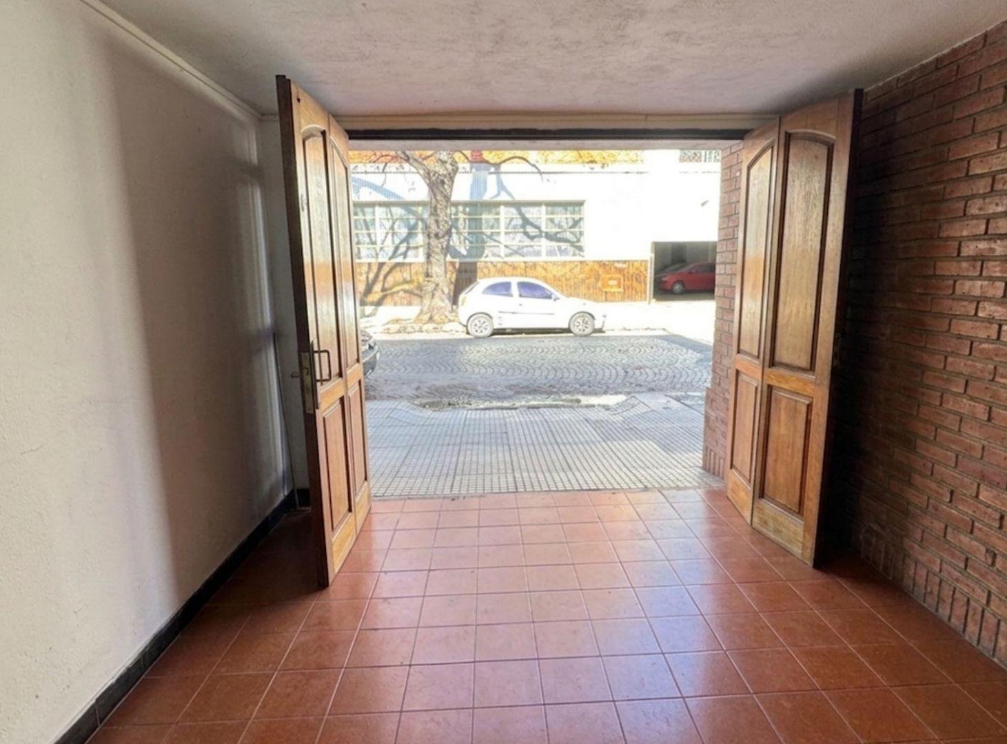 Foto de VENTA PH 6 AMB VILLA LURO TERRAZA Y COCHERA, imagen 2