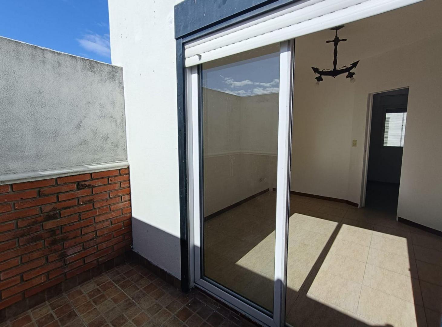 Foto de VENTA PH 2 AMBIENTES VILLA SANTA RITA CON PATIO, imagen 4