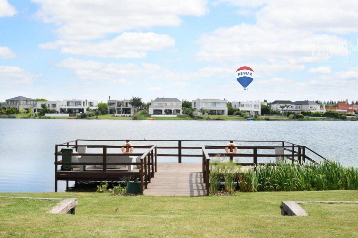 Foto de VENTA LOTE AL LAGO BARRIO SAN MARCO VILLA NUEVA, imagen 3