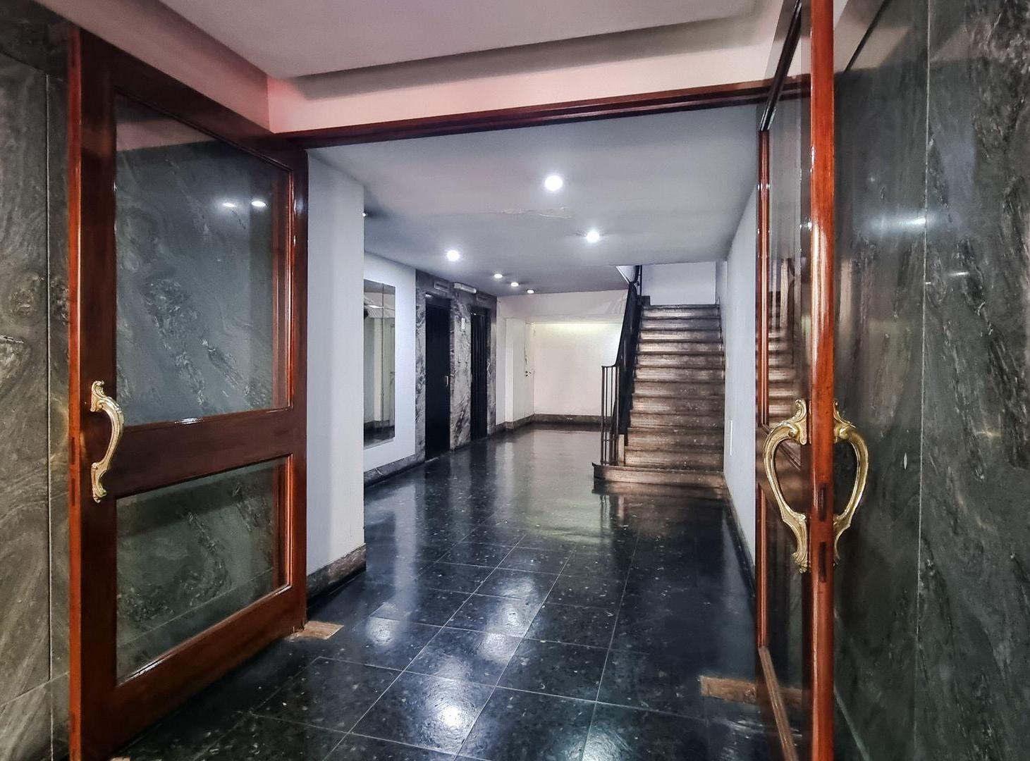 Foto de VENTA MONOAMBIENTE DIVIDO 43MTS BALVANERA LUMINOSO, imagen 5