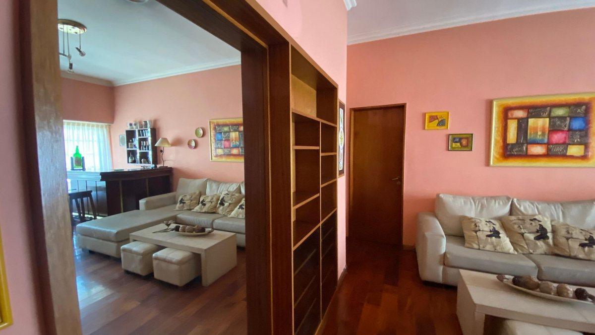 Foto de VENTA CASA 4 AMBIENTES PADUA COCHERA PATIO, imagen 3