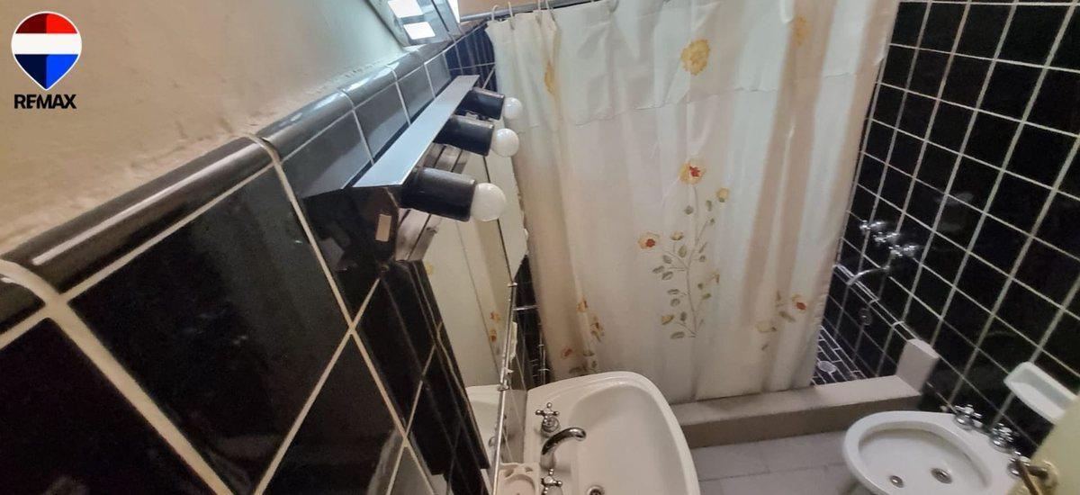 Foto de VENTA CASA AMPLIA AVELLANEDA PATIO DOS COCHERAS, imagen 4