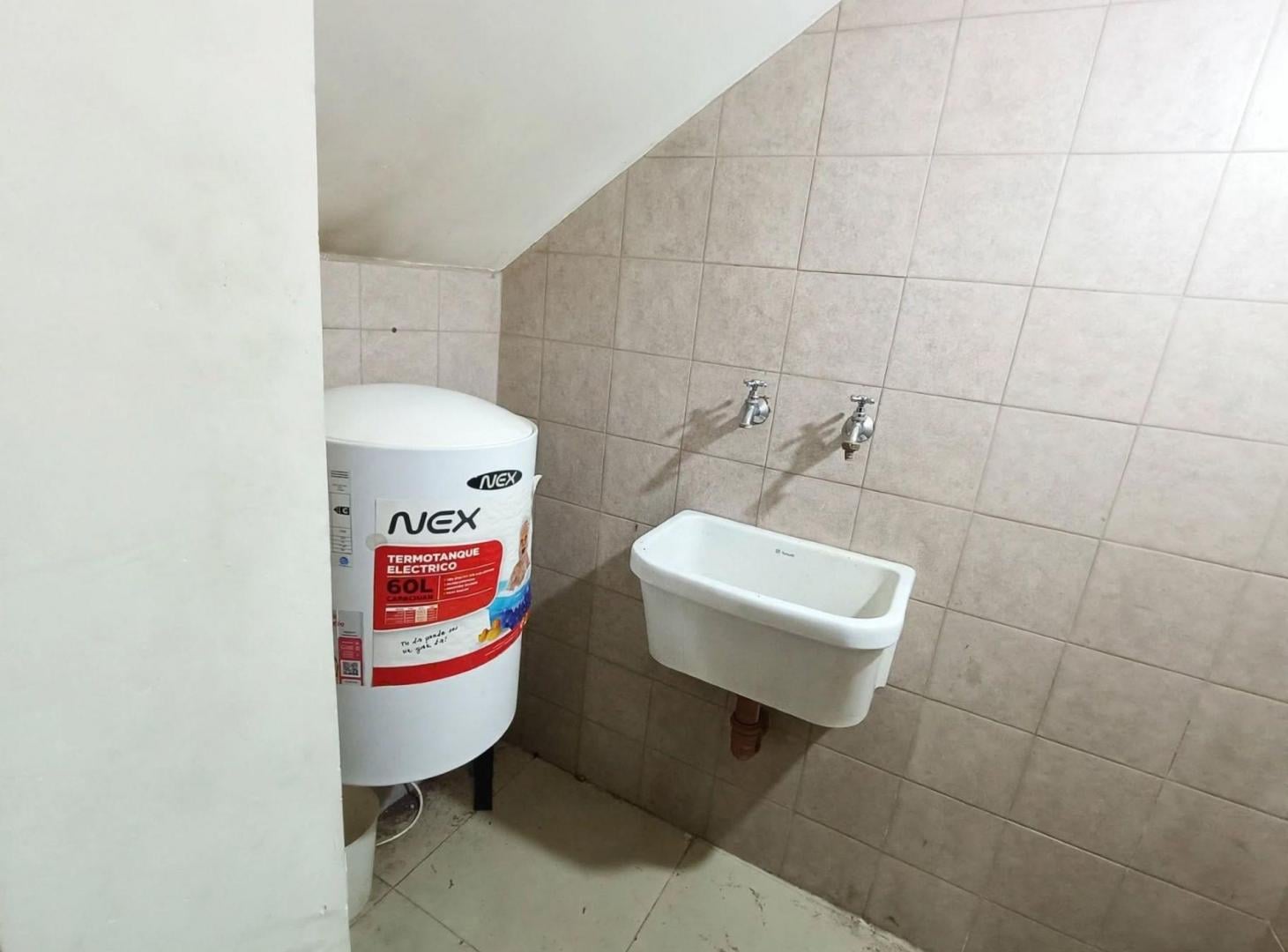 Foto de VENTA PH 2 AMBIENTES VELEZ SARSFIELD MODERNO, imagen 4