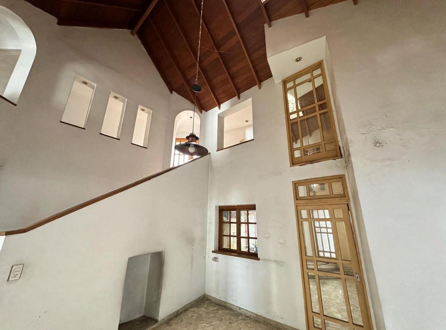 Foto de VENTA CASA 6 AMBIENTE LANUSITA, imagen 5