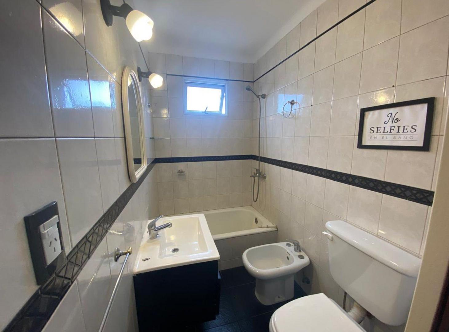 Foto de VENTA PH 3 AMBIENTES 2 PISO VILLA LURO, imagen 4