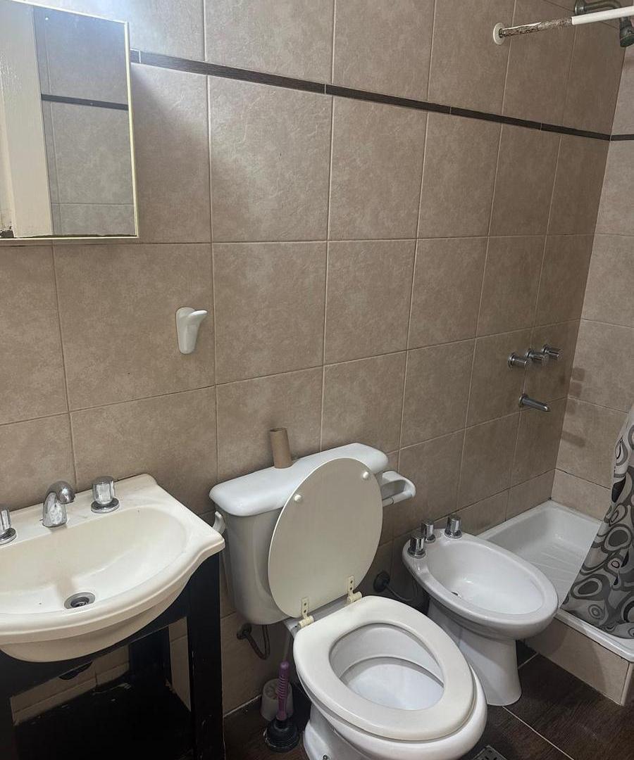 Foto de Departamento monoambiente en Alquiler Morón centro, imagen 4