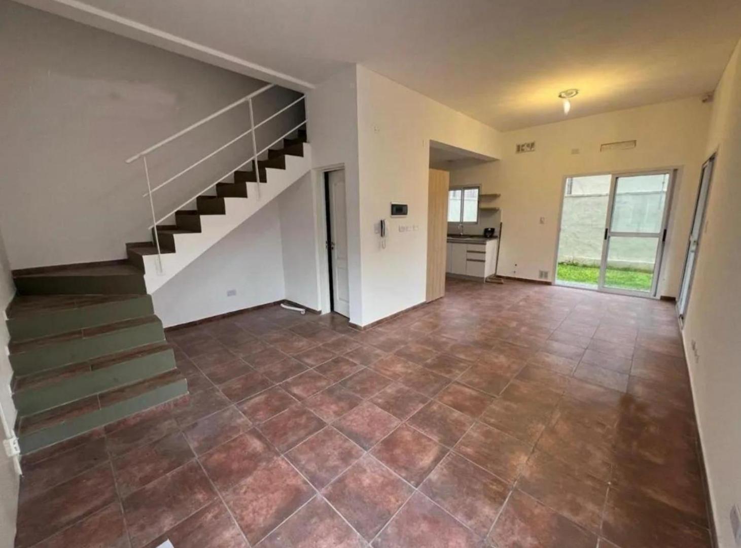 Foto de PH en venta en Ituzaingó Norte, imagen 2