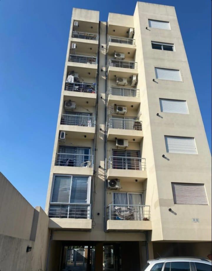 Foto de Departamento Monoambiente en Venta en Morón Sur, imagen 1