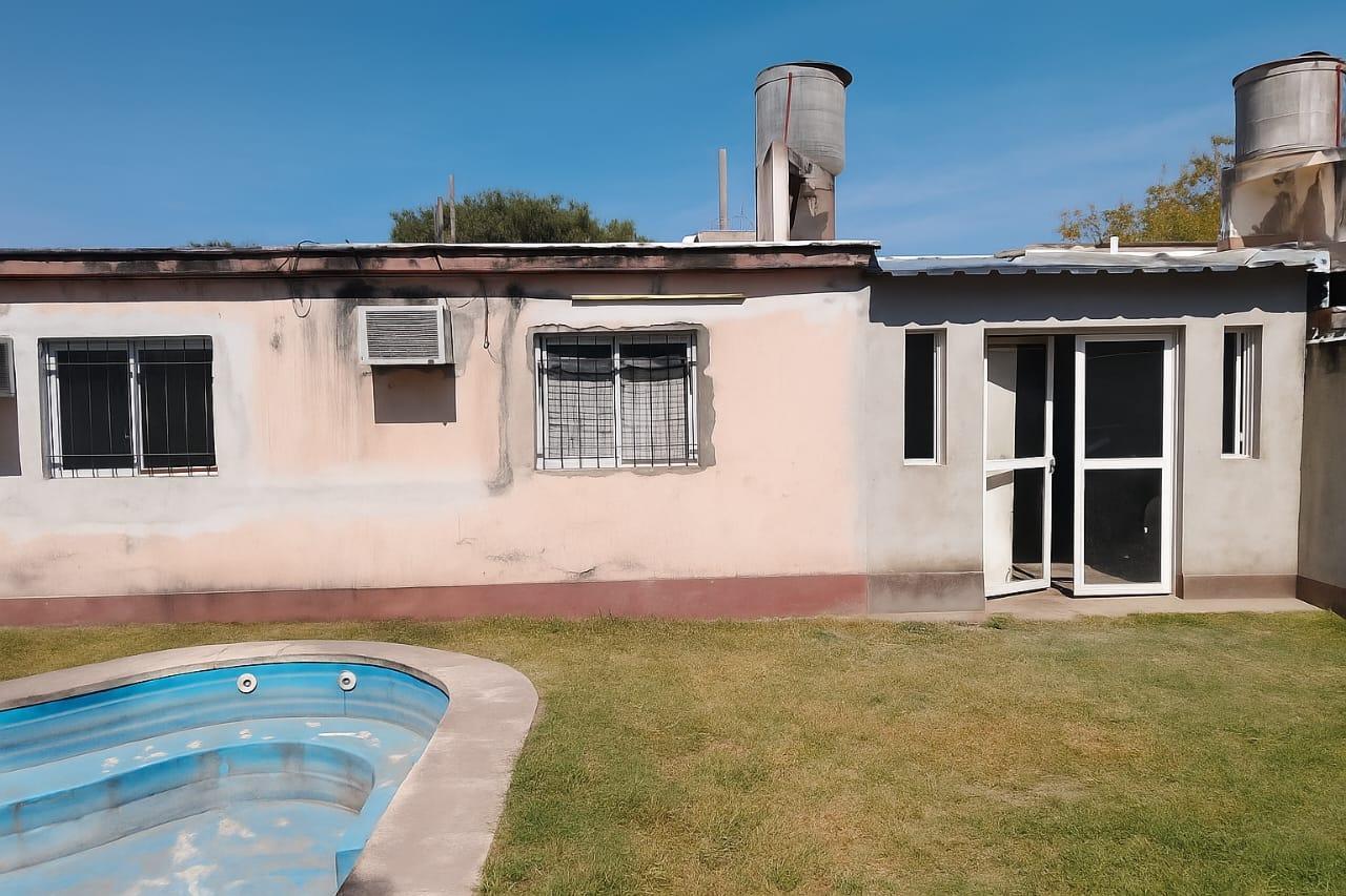 Foto de Venta casa con Pileta| Barrio Los Flores, imagen 5
