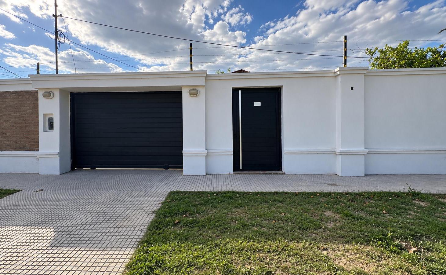 Foto de VENTA CASA CATEGORIA BARRIO SAN CARLOS- LA BANDA, imagen 4
