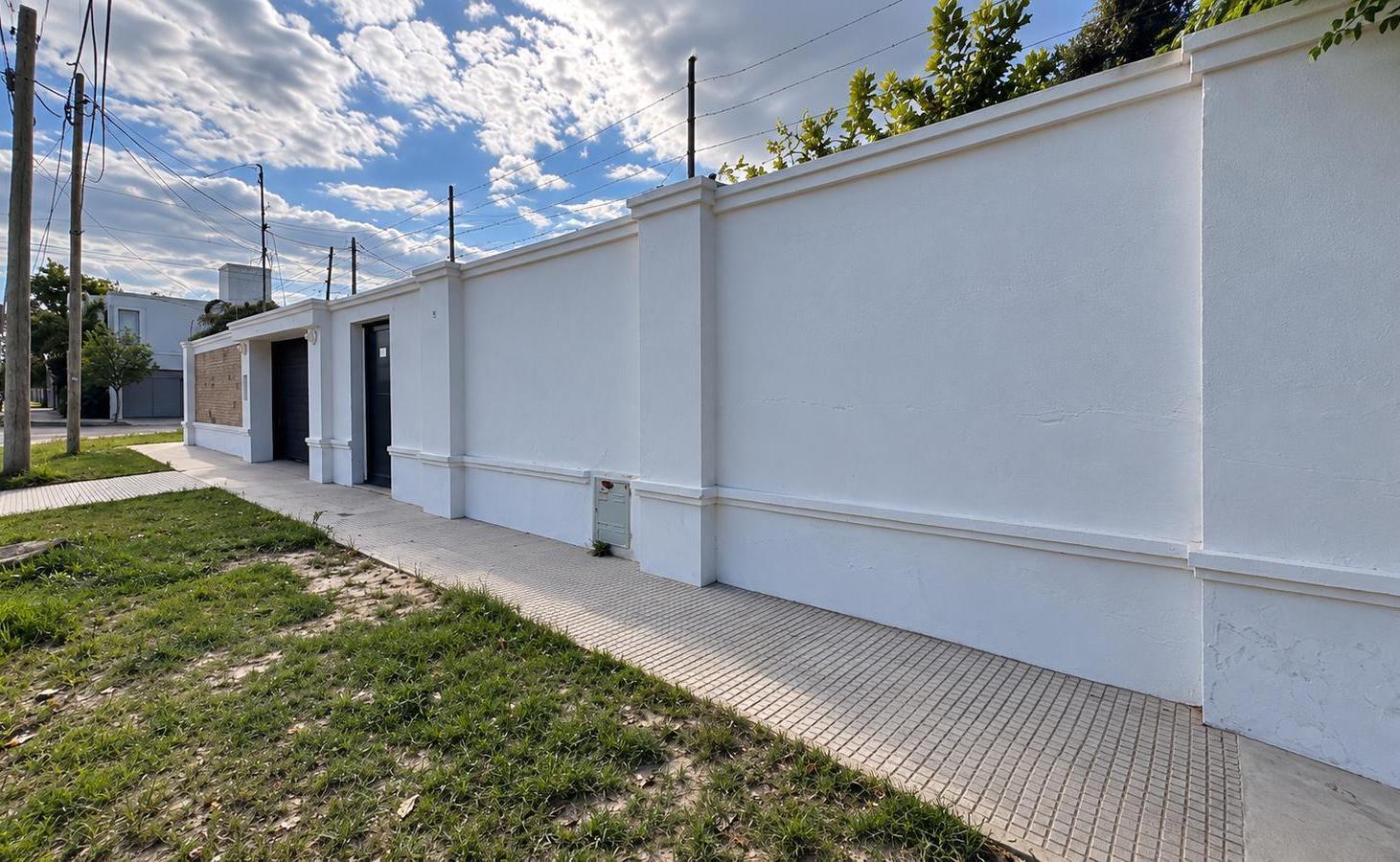 Foto de VENTA CASA CATEGORIA BARRIO SAN CARLOS- LA BANDA, imagen 2