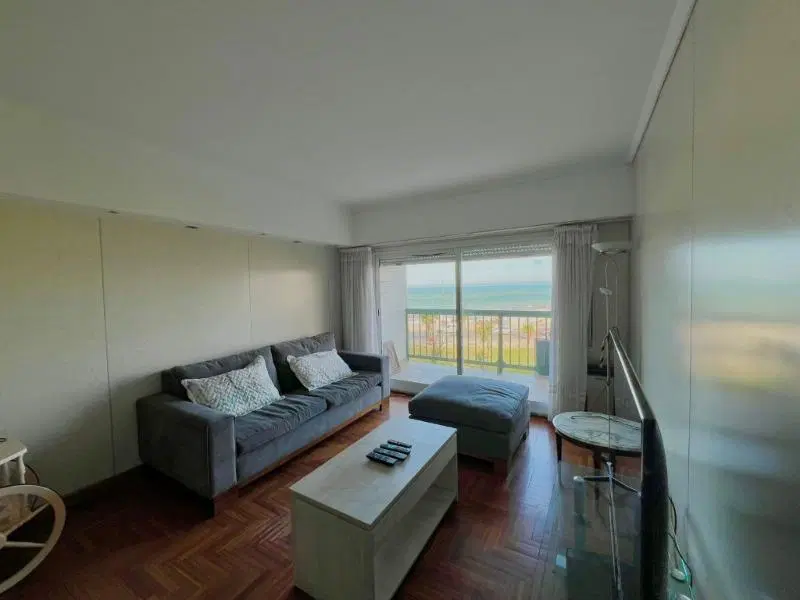 Departamento en Venta en La Perla 2