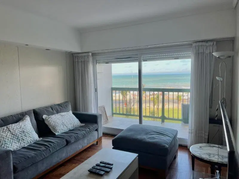 Departamento en Venta en La Perla 1