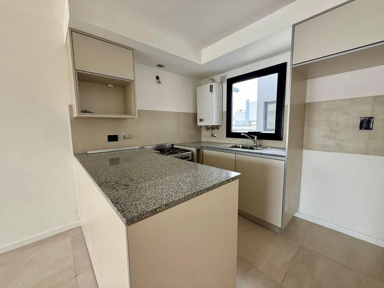 Departamento en Venta en Güemes 3