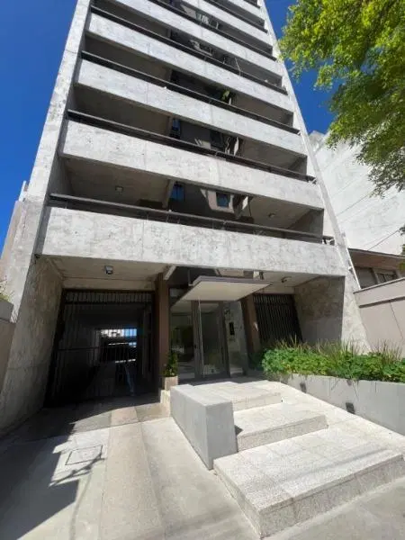 Departamento en Venta en Leandro N. Alem 3