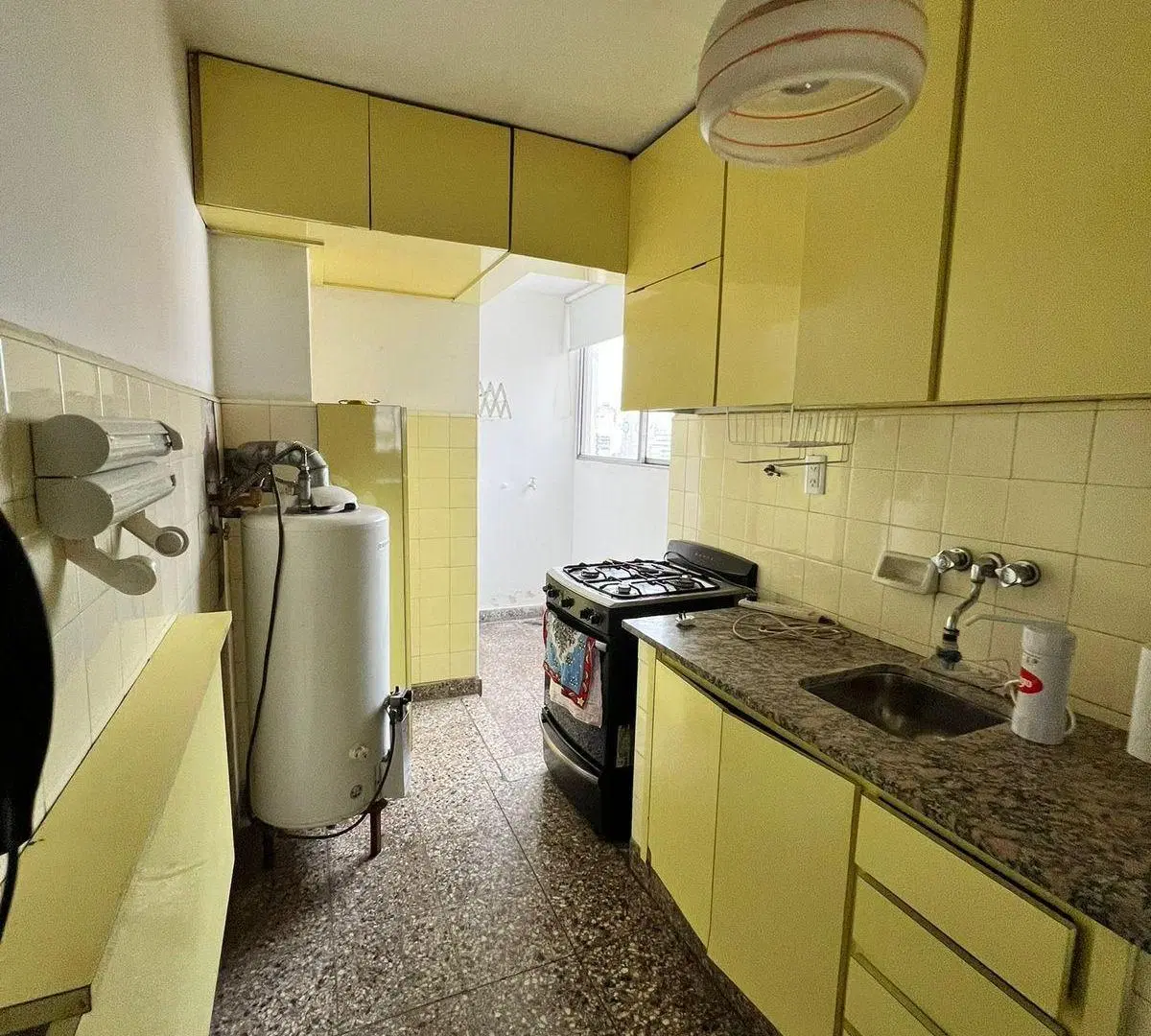 Departamento en Venta en La Perla 4