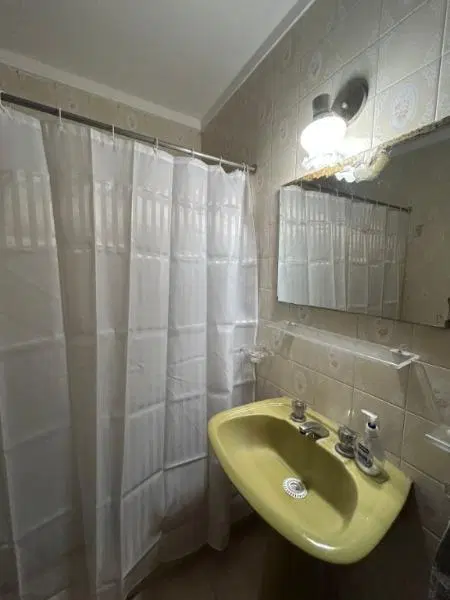 Departamento en Alquiler temporal en La Perla 5