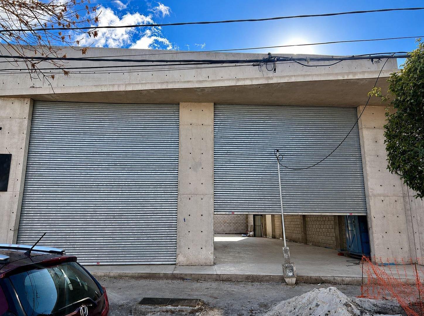 Foto de Bodega-Galpon en Alquiler en Mar Del Plata, imagen 1