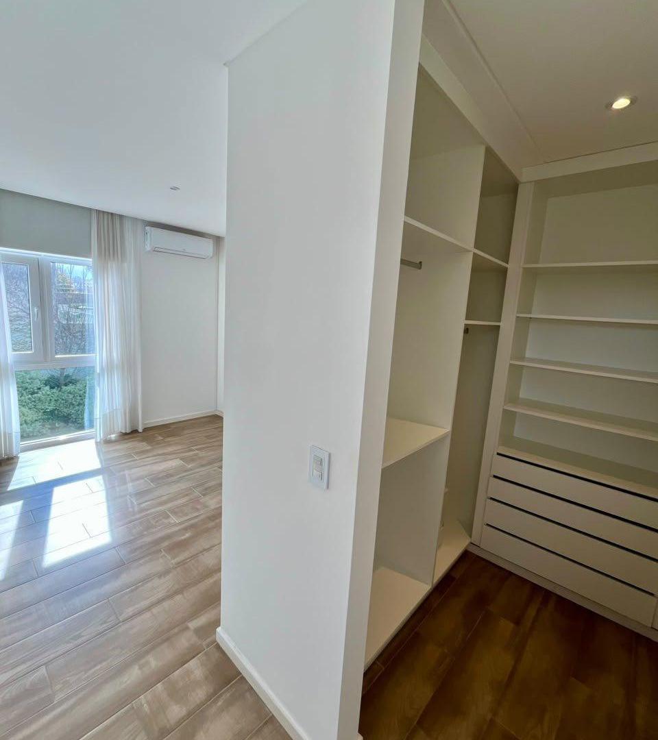 Foto de Departamento en Alquiler en Chauvín, imagen 3