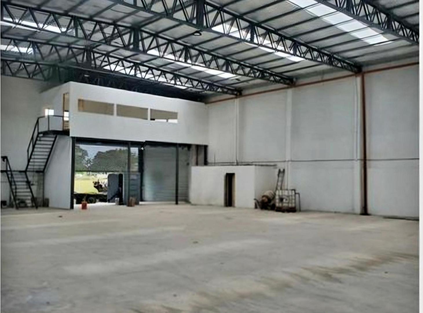 Foto de Bodega-Galpon en Alquiler en Mar Del Plata, imagen 5