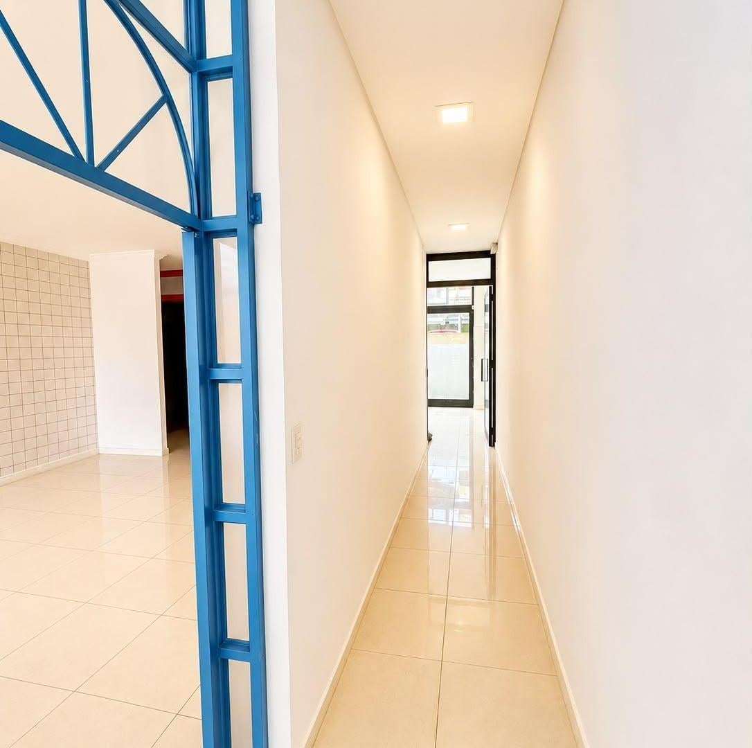 Foto de Local comercial en Alquiler en Güemes, imagen 4